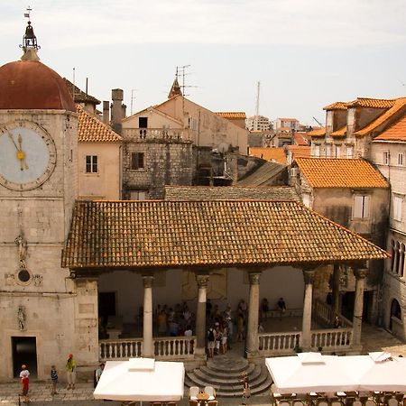 Apartment Fabijanko Oldtown Trogir Exterior foto